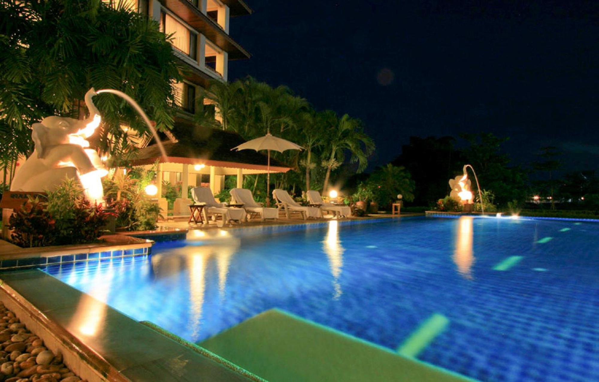 The Imperial River House Resort, Chiang Rai Exteriör bild