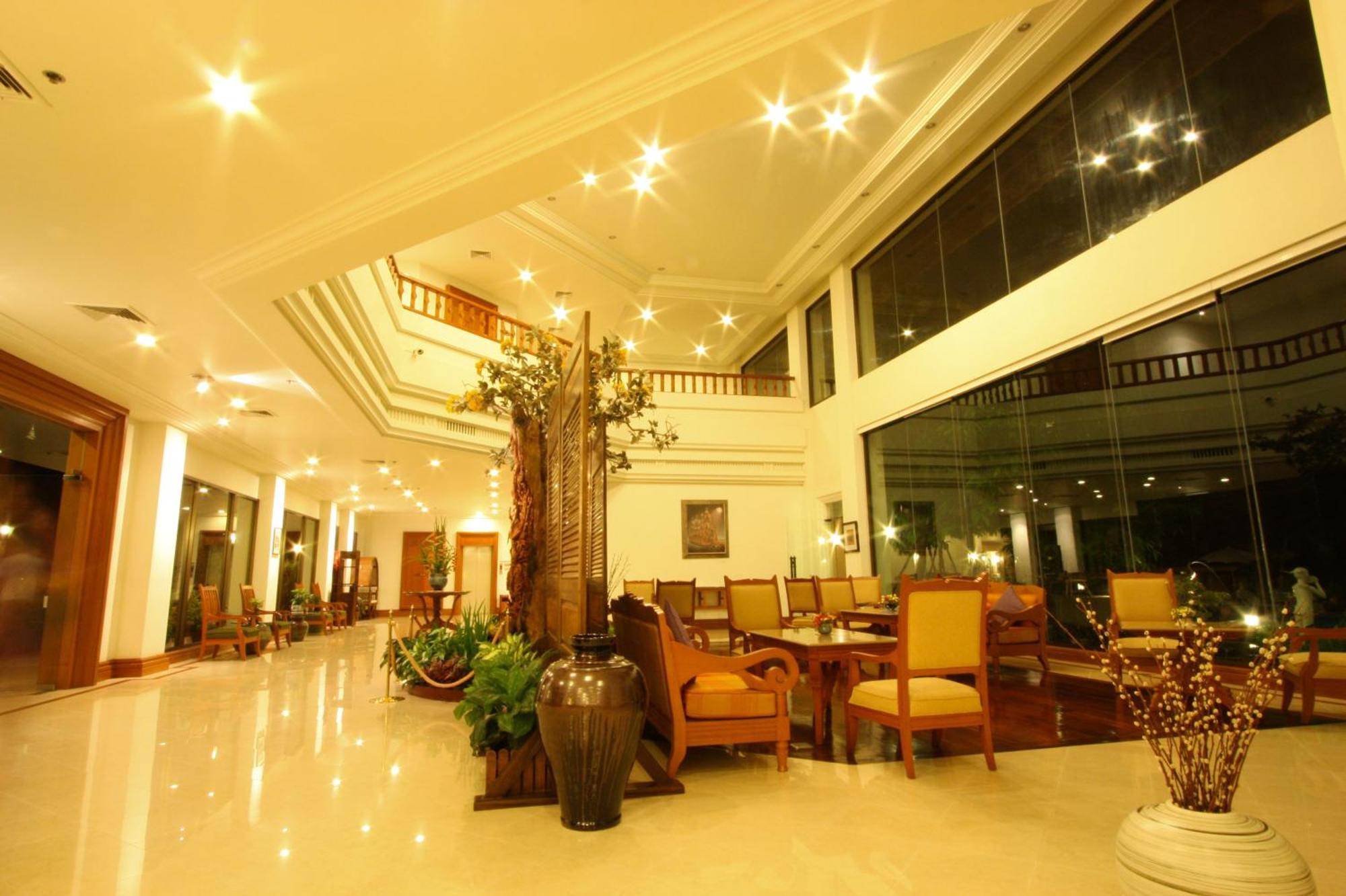 The Imperial River House Resort, Chiang Rai Exteriör bild