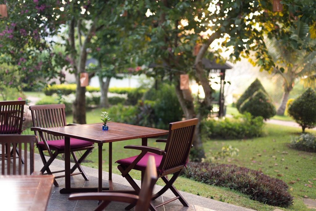 The Imperial River House Resort, Chiang Rai Exteriör bild